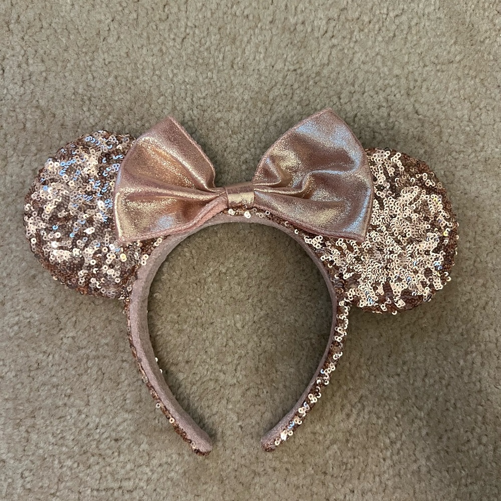 Minnie Mouse Ears Headband with Bow